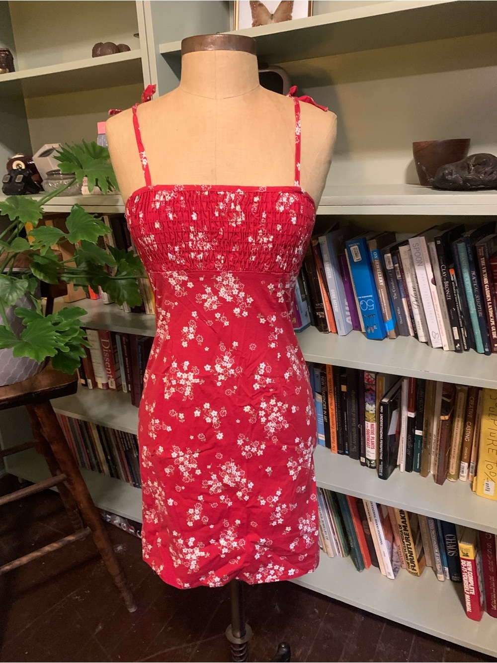 Cutest Vintage 90’s Red Floral Tie-Shoulder Smocked Mini Dress